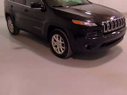 Used 2015 Jeep Cherokee Latitude w/ Cold Weather Group