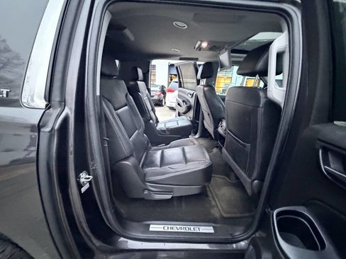 Used 2016 Chevrolet Suburban LT image 53