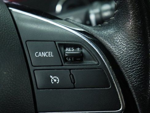 Used 2019 Mitsubishi Outlander SE FWD image 11