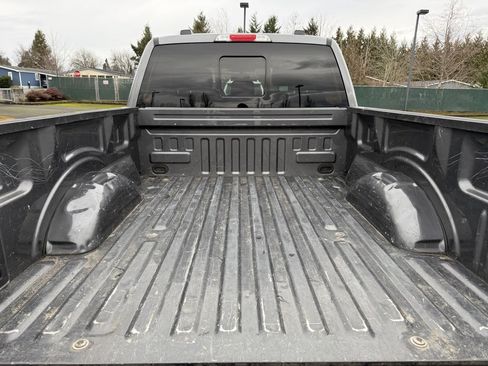 Used 2022 Ford F150 Lariat w/ Trailer Tow Package image 11