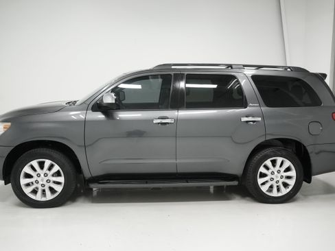 Used 2015 Toyota Sequoia Platinum image 6