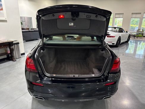 Used 2014 BMW 750i RWD image 15