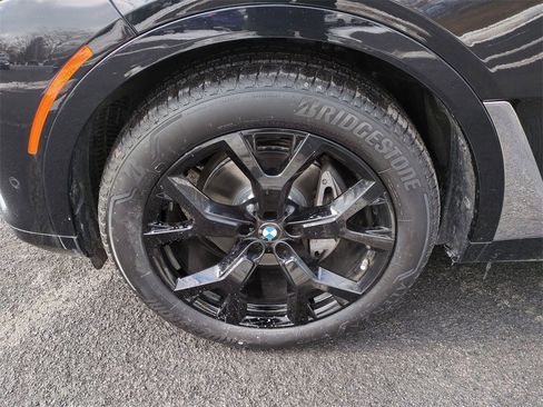 Certified 2022 BMW X7 xDrive40i w/ Premium Package image 28