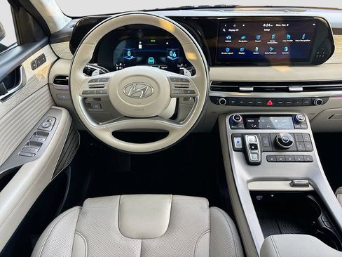 Used 2024 Hyundai Palisade Calligraphy image 24