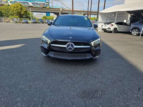 Used 2019 Mercedes-Benz A 220 image 2