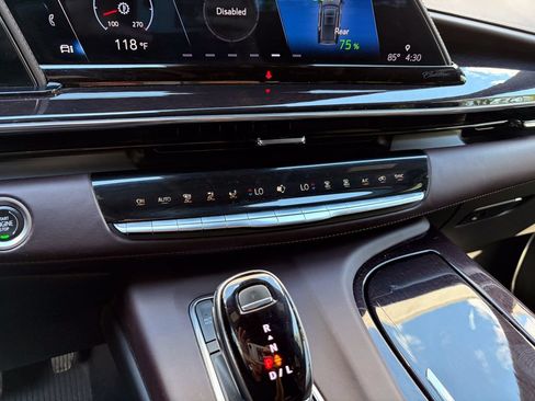 Used 2022 Cadillac Escalade Sport Platinum AWD/4WD image 52