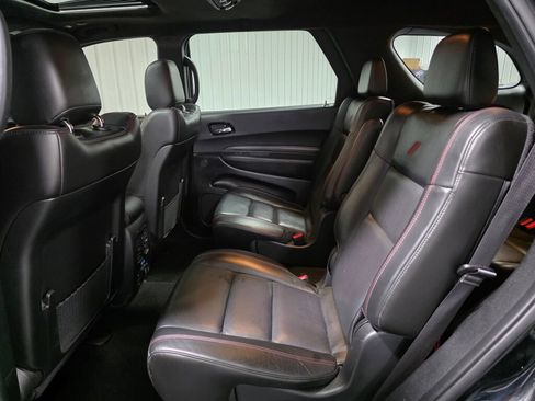 Used 2022 Dodge Durango R/T w/ Tow 'N Go Package AWD/4WD image 11