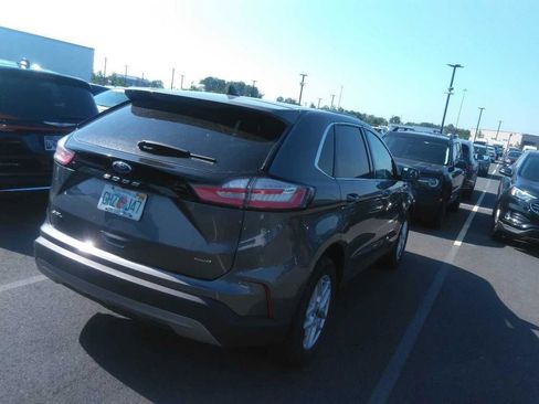 Used 2024 Ford Edge SEL AWD/4WD image 4