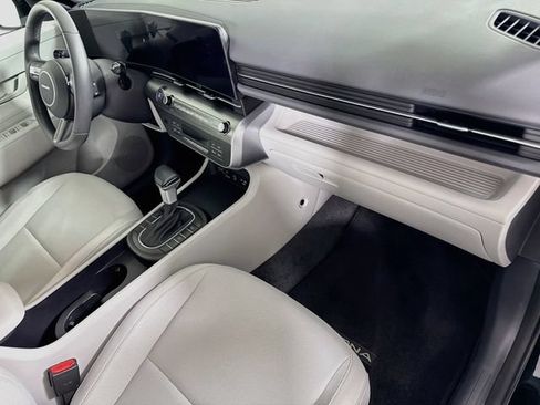 Certified 2025 Hyundai Kona SEL AWD/4WD image 29