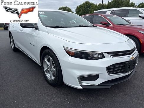 Used 2017 Chevrolet Malibu LS FWD image 3