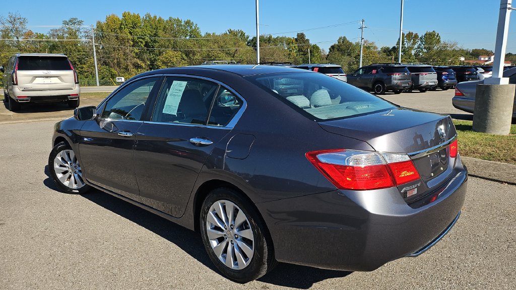 Used 2015 Honda Accord EX image 19