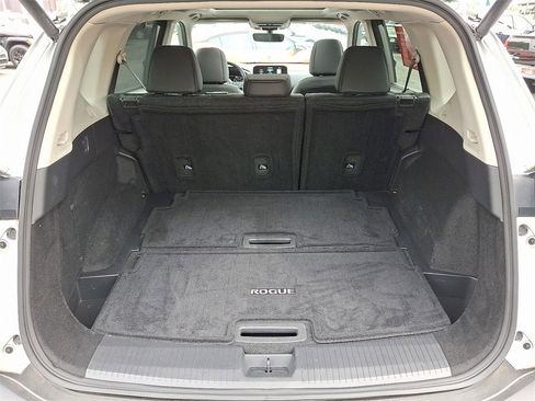Certified 2023 Nissan Rogue SL w/ SL Premium Package image 34