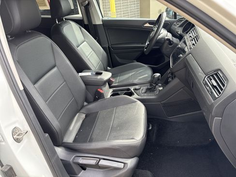 Used 2020 Volkswagen Tiguan S AWD/4WD image 31