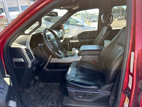 Used 2016 Ford F150 Lariat w/ Equipment Group 501A Mid AWD/4WD image 4