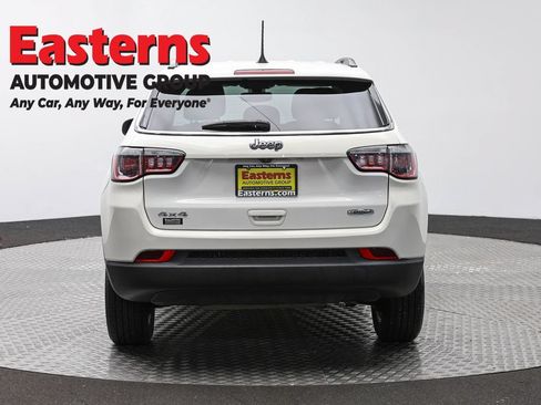 Used 2020 Jeep Compass Latitude w/ Popular Equipment Group AWD/4WD image 6