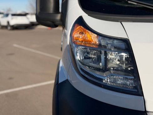 Used 2022 RAM ProMaster 2500 image 3