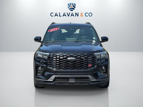 Used 2025 Ford Explorer ST AWD/4WD image 4