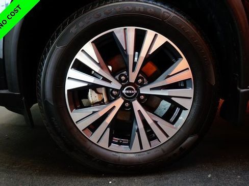 Used 2022 Nissan Rogue SV image 73