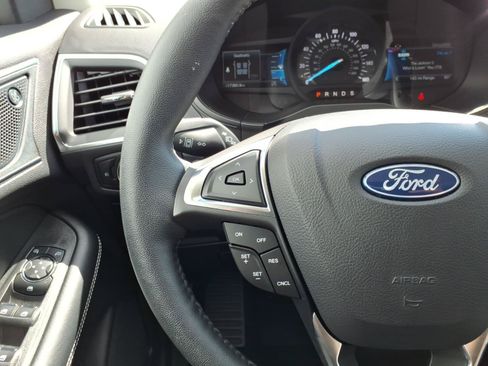 Certified 2024 Ford Edge Titanium AWD/4WD image 18
