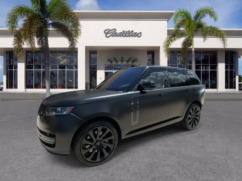 Used 2023 Land Rover Range Rover SE AWD/4WD image 6