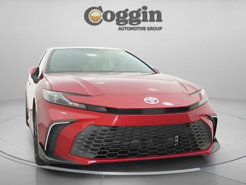 New 2026 Toyota Camry SE image 29