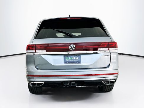 Used 2024 Volkswagen Atlas SEL Premium R-Line AWD/4WD image 7