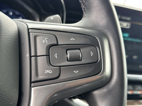 Used 2025 Chevrolet Silverado 1500 LT Trail Boss w/ Convenience Package II AWD/4WD image 21