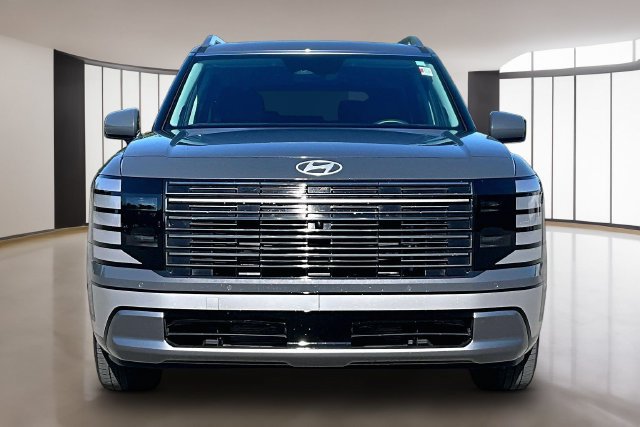 Used 2026 Hyundai Palisade Limited FWD image 2