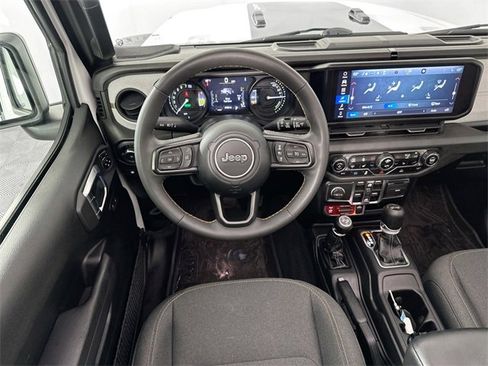 Used 2024 Jeep Wrangler Willys 4xe image 11
