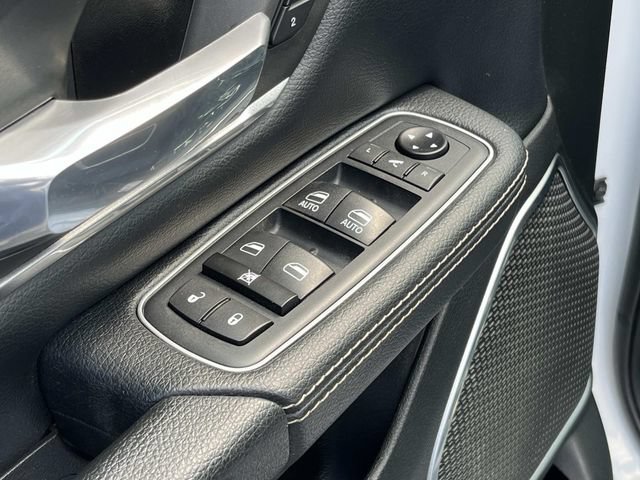 Used 2020 RAM 1500 Laramie AWD/4WD image 30