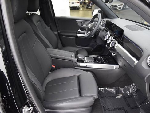 Certified 2023 Mercedes-Benz EQB 300 4MATIC image 16