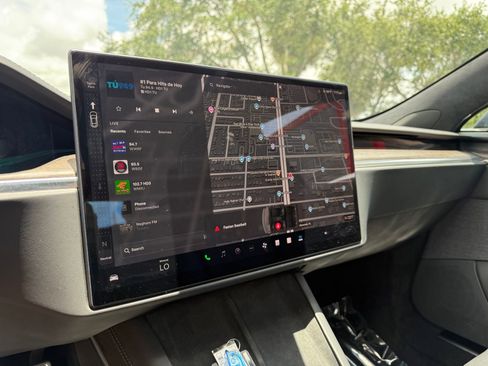 Used 2023 Tesla Model S AWD/4WD image 29