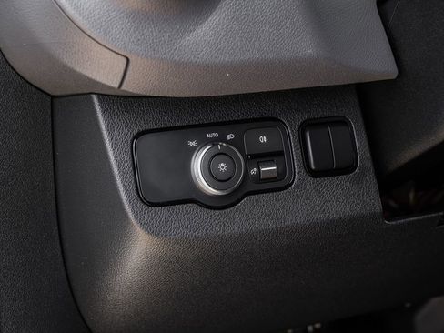 Used 2019 Mercedes-Benz Sprinter 170 Cargo image 18