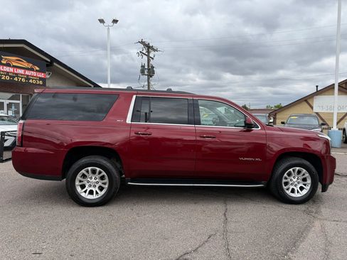 Used 2019 GMC Yukon XL SLT AWD/4WD image 9