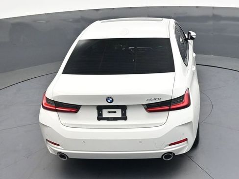Used 2023 BMW 330i Sedan w/ Premium Package image 28