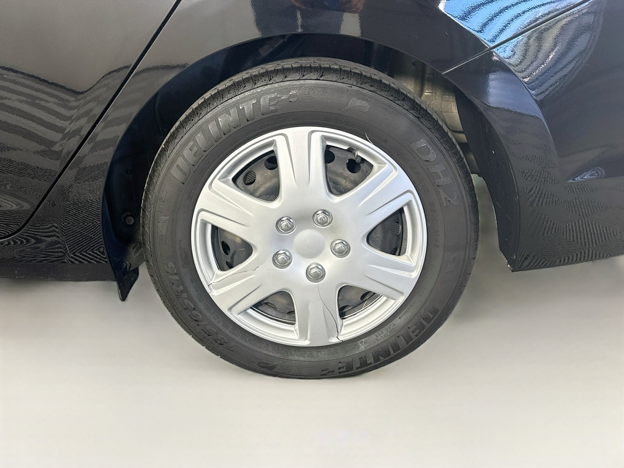 Used 2019 Hyundai Accent SE FWD image 11