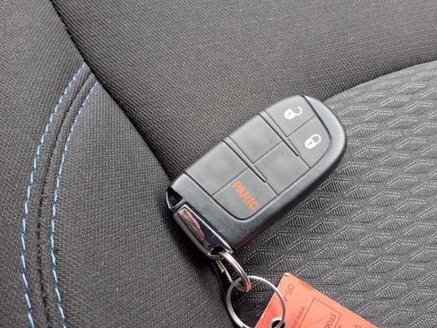 Used 2025 Jeep Compass Sport AWD/4WD image 15