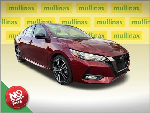 Used 2022 Nissan Sentra SR w/ Electronics Package FWD image 1