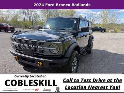 Used 2024 Ford Bronco Badlands AWD/4WD image 9