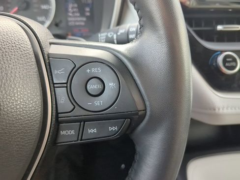 Used 2022 Toyota Corolla SE image 30