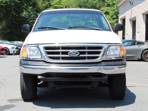 Used 2000 Ford F150 XLT AWD/4WD image 2