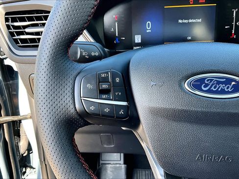 Certified 2025 Ford Escape ST-Line Elite w/ Tech Pack #1 image 24