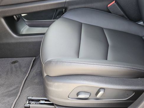 New 2026 Cadillac XT5 Luxury image 26