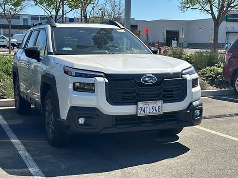 Used 2026 Subaru Outback Premium image 2