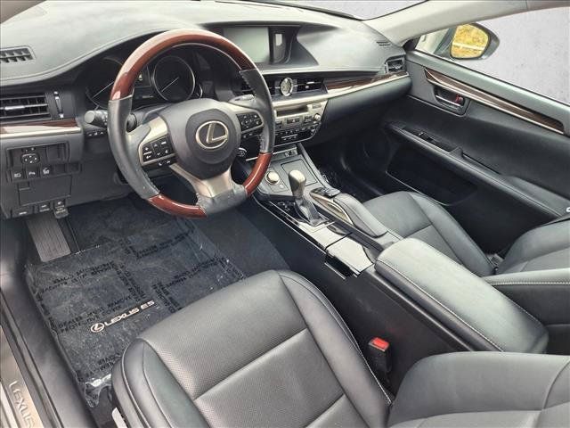 Used 2018 Lexus ES 350 w/ Navigation System Package FWD image 10