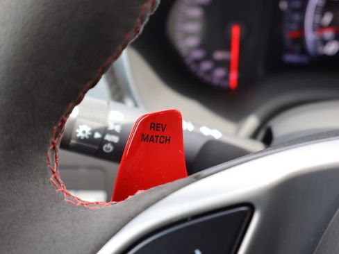 Used 2019 Chevrolet Corvette ZR1 RWD image 10