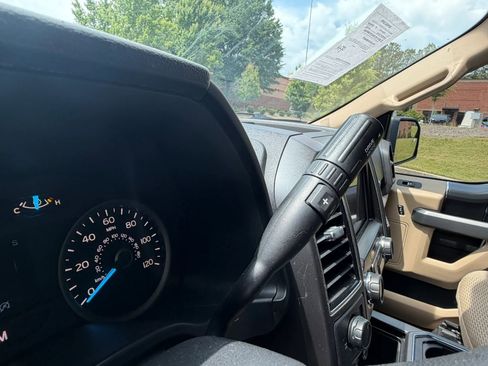 Used 2018 Ford F150 XLT w/ Equipment Group 302A Luxury RWD image 36