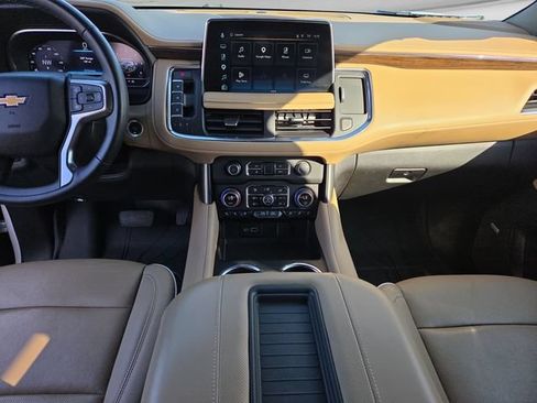 Used 2024 Chevrolet Suburban Premier w/ Max Trailering Package AWD/4WD image 29