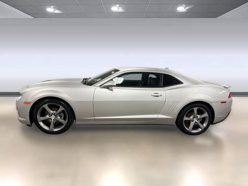 Used 2014 Chevrolet Camaro LT w/ RS Package RWD image 2