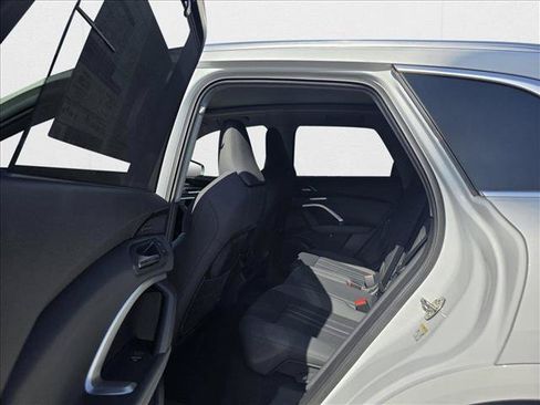 New 2025 Audi Q5 Premium w/ Premium Plus AWD/4WD image 18